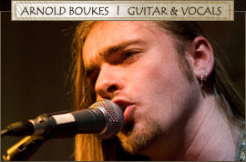 Arnold Boukes - Guitar & Vocals